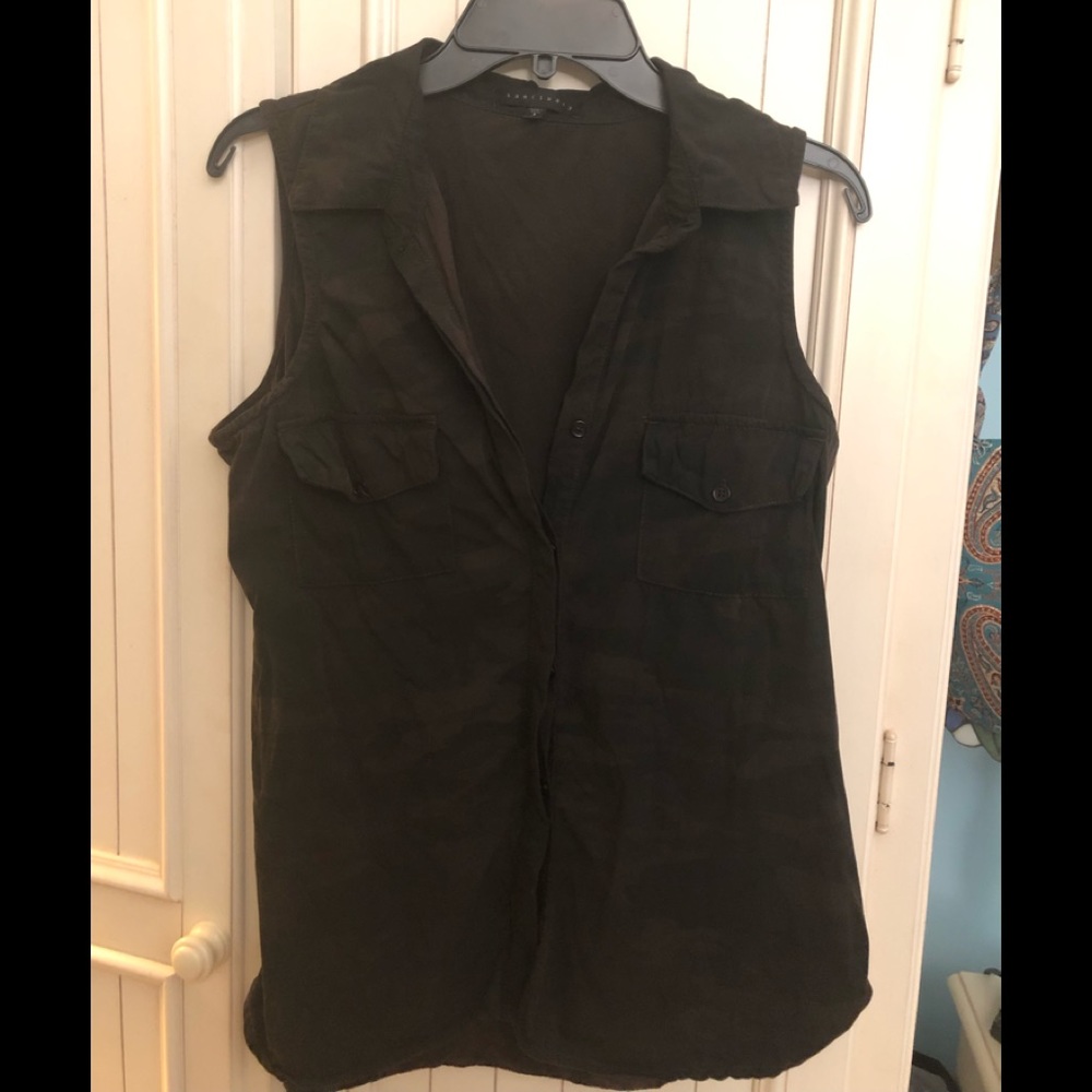 Sanctuary brand sleeveless shirt